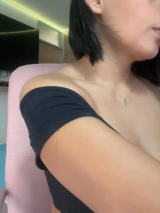 Watch Cyntia_luna recorded live streams from Stripchat on 2024/04/26, Cam Archive