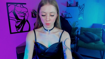 Watch NicoleHeel recorded live streams from Stripchat on 2024/04/22, Cam Archive