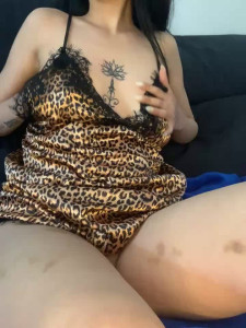 Watch LaMORA_2002 recorded live streams from Stripchat on 2024/04/19, Cam Archive