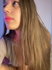 Watch Maddy_griffin recorded live streams from Stripchat on 2024/05/12, Cam Archive