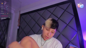Watch MikeFonsexx recorded live streams from Stripchat on 2024/05/23, Cam Archive