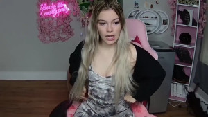 Watch sarahcupcakes2005 recorded live streams from Chaturbate on 2024/05/26, Cam Archive