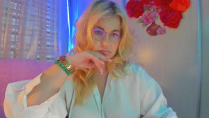 Watch CoraSwon recorded live streams from Stripchat on 2024/07/06, Cam Archive
