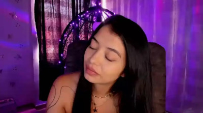 Watch Stormiiii recorded live streams from Stripchat on 2024/08/09, Cam Archive