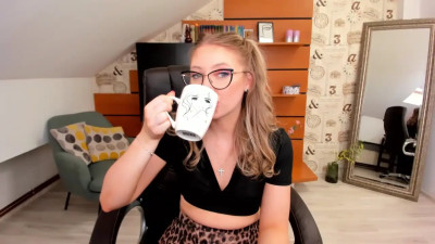 Watch amyrossie recorded live streams from Chaturbate on 2024/09/22, Cam Archive