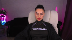 Watch EvaLuxuryyy recorded live streams from Chaturbate on 2024/10/20, Cam Archive