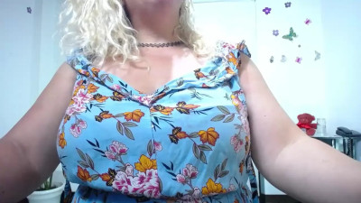 Watch saralovens recorded live streams from Chaturbate on 2025/02/26, Cam Archive