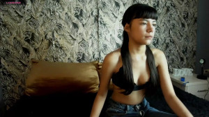 Watch kitty_kryss recorded live streams from Chaturbate on 2025/03/04, Cam Archive