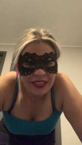 Watch coral37 recorded live streams from CAM4 on 2025/03/06, Cam Archive