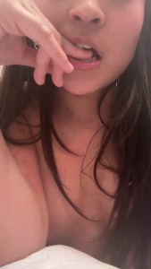 Watch nnemiii05 recorded live streams from CAM4 on 2025/03/10, Cam Archive