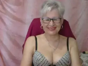 Watch MatureLidia recorded live streams from Stripchat on 2025/03/11, Cam Archive