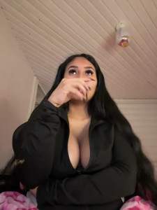 Watch Anily_Lovely recorded live streams from Stripchat on 2025/03/14, Cam Archive