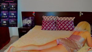 Watch Hanna_Becrett17 recorded live streams from Stripchat on 2025/03/15, Cam Archive