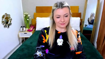 Watch ReinaGrey recorded live streams from Stripchat on 2025/03/16, Cam Archive