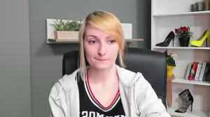 hottieBlair