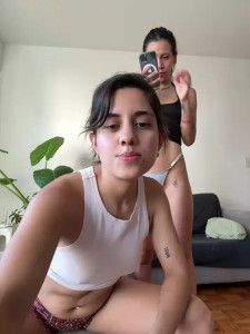 Watch SaraLatinayPrimiciax recorded live streams from Stripchat on 2025/03/17, Cam Archive