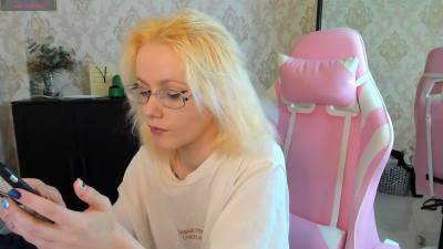 Watch BlondyLily recorded live streams from Stripchat on 2025/03/17, Cam Archive