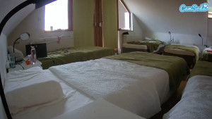 voyeurcam-julmodels-bed-2