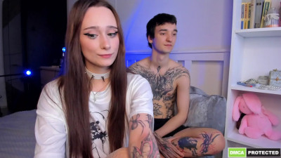 Watch arlen_here recorded live streams from Stripchat on 2025/03/19, Cam Archive