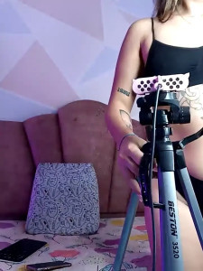 Watch Dulce-Miia recorded live streams from Stripchat on 2025/03/20, Cam Archive