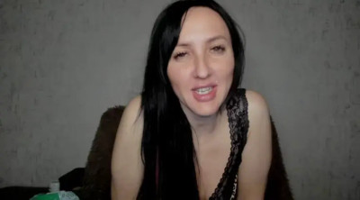 Watch MissGulia recorded live streams from Stripchat on 2025/03/20, Cam Archive