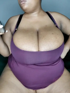 ChubbyTits28