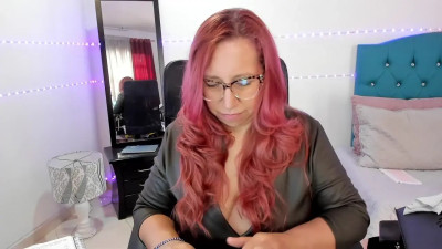 Watch valerysweet1 recorded live streams from Chaturbate on 2025/03/21, Cam Archive