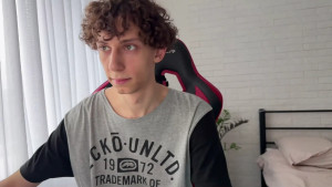Watch denobluora recorded live streams from Chaturbate on 2025/03/22, Cam Archive