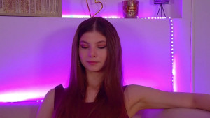 Watch AudreyBarlow recorded live streams from Stripchat on 2025/03/22, Cam Archive