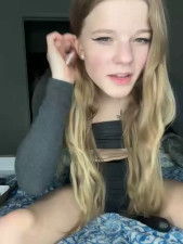 Watch foxy_ana13 recorded live streams from Stripchat on 2025/03/23, Cam Archive