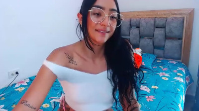 Watch julieta_art1 recorded live streams from Chaturbate on 2025/03/24, Cam Archive