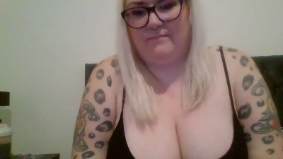 Watch Sizzling_Indie36 recorded live streams from Stripchat on 2025/03/24, Cam Archive