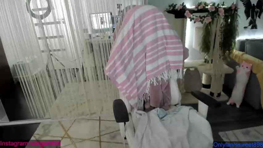 Watch mermaidrozalia recorded live streams from Chaturbate on 2023/10/02, Cam Archive