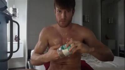 Watch therealveggieboy recorded live streams from Chaturbate on 2023/12/04, Cam Archive