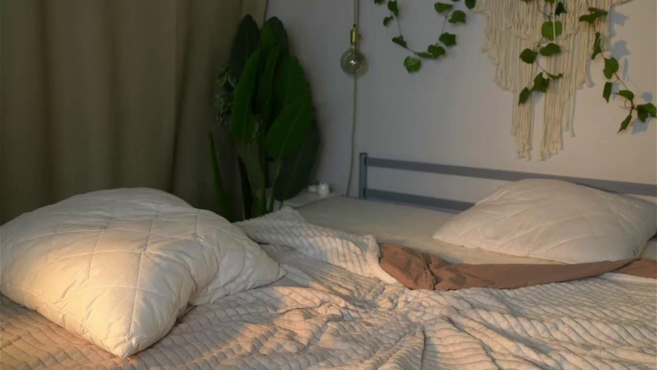 Watch eli_sun recorded live streams from Chaturbate on 2024/01/07, Cam Archive